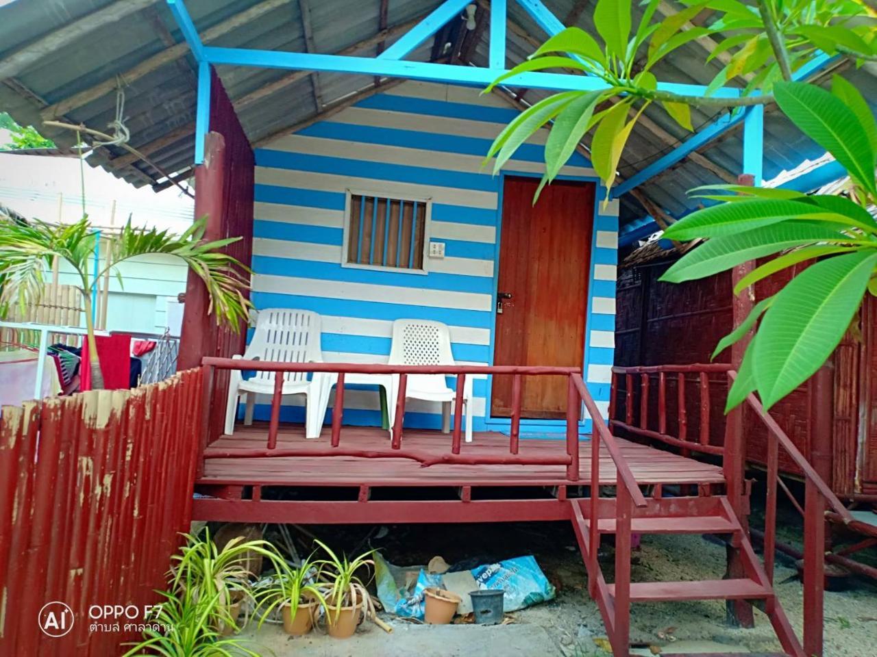 Hotel On The Beach Ko Lanta Exterior foto